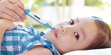 Bahaya Memasukkan Benda ke Mulut Anak yang Kejang Akibat Demam